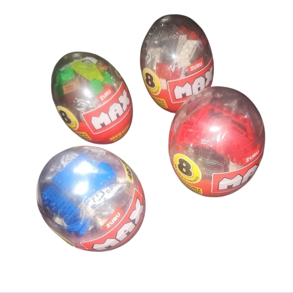 MAX Mystery Build Egg 40+ Pieces